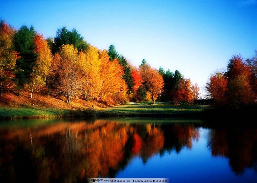 秋景 秋天 红色 湖 蓝天 树 自然风景 自然景观 摄影 72dpi jpg